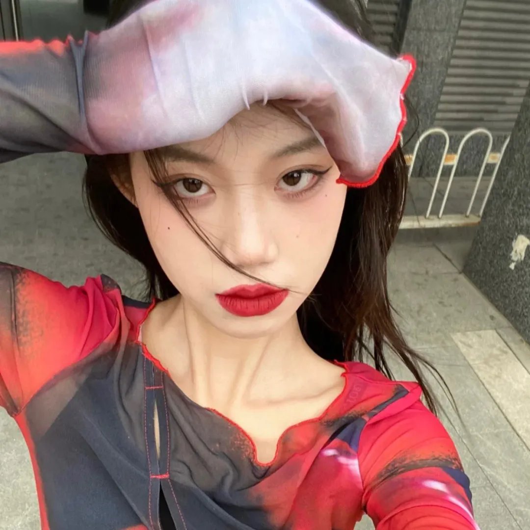 黛丝姑娘